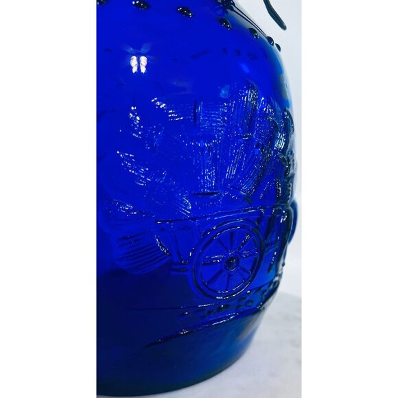 Vtg Italian Embossed Cobalt Blue Glass Jar Hinged Lid Tells a story of a farmer - Picture 6 of 10